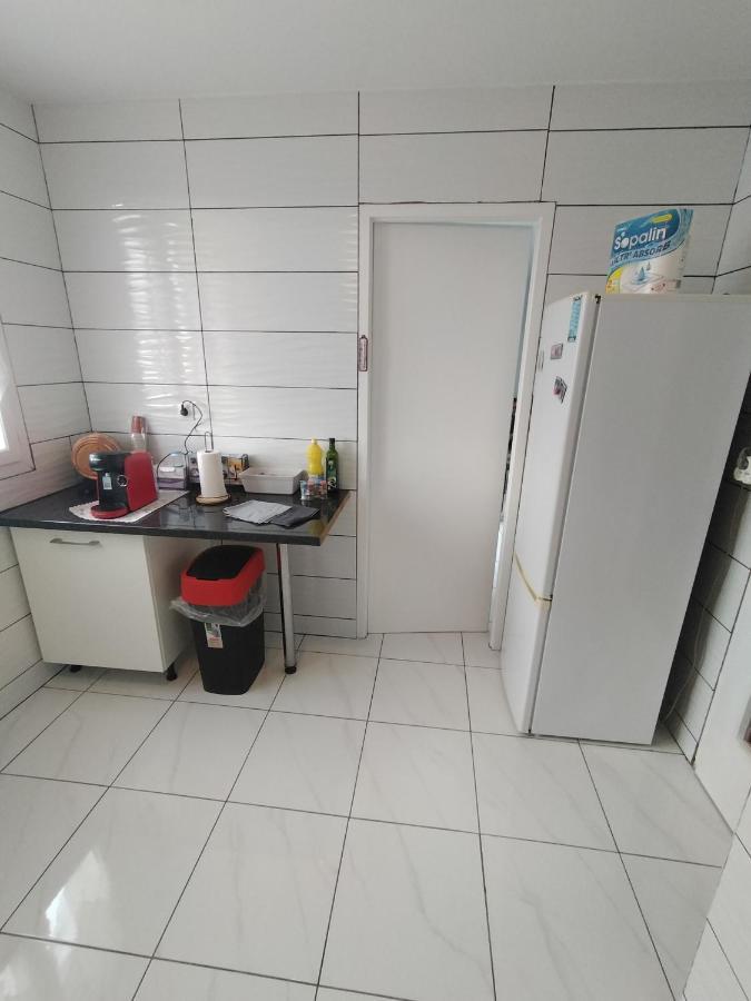Jolie Appartement Proche Tramway Венісьє Екстер'єр фото